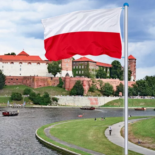 Stalp pentru steag, cu drapelul Poloniei cu doua fete de 90x150 cm