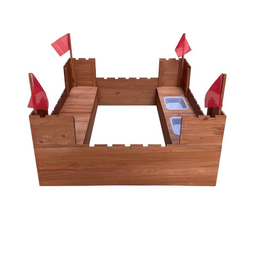 Sandbox în formă de castel