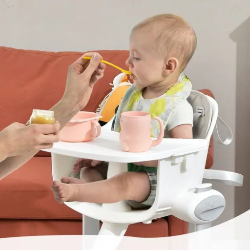 Scaun înalt pentru bebeluși cu înălțime ajustabilă