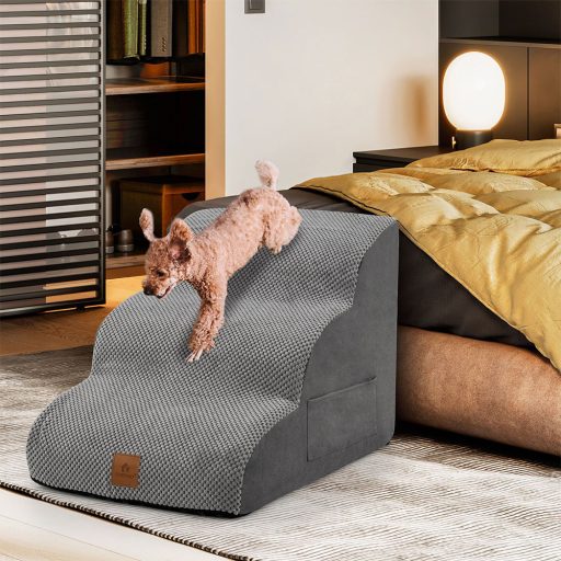 Scară antiderapantă pentru animale mici