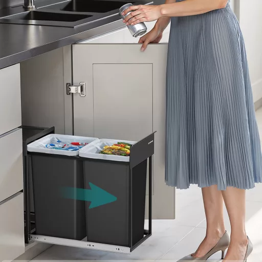 Coș de gunoi cu două compartimente retractabil