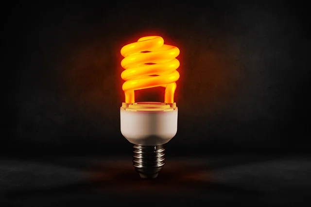 Lampă fluorescentă compactă